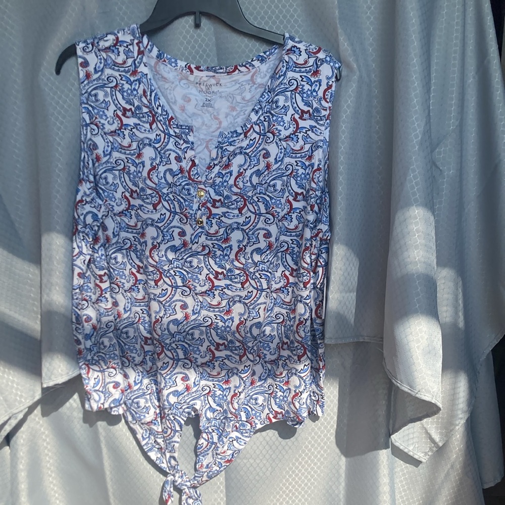 Preswick & Moore top paisley floral print top w stretch & tie detail 2X